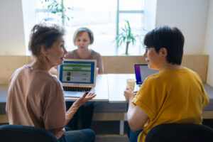 Social Learning Features into Your LMS